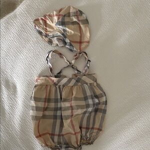 Burberry Baby Romper and Hat Set